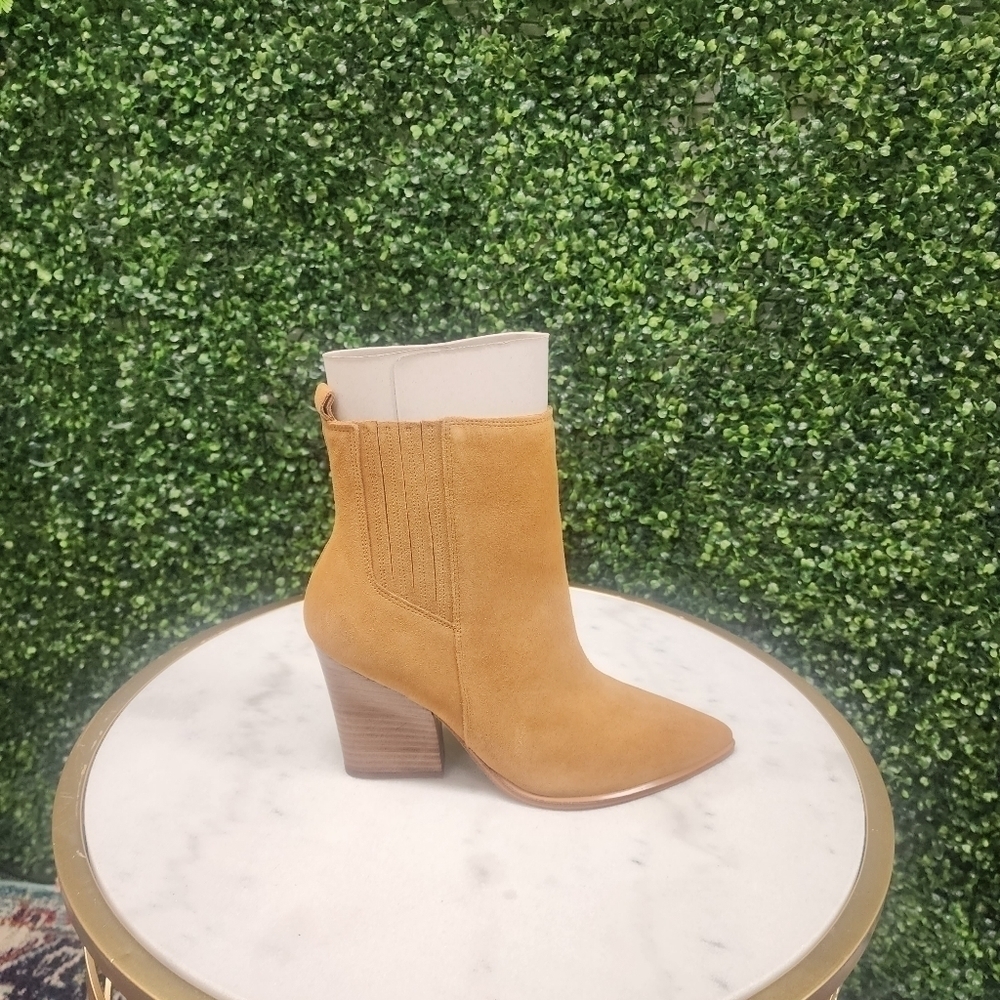 Marc Fisher LTD. Women's Mariel Zip Suede Booties - Picture 6 of 6